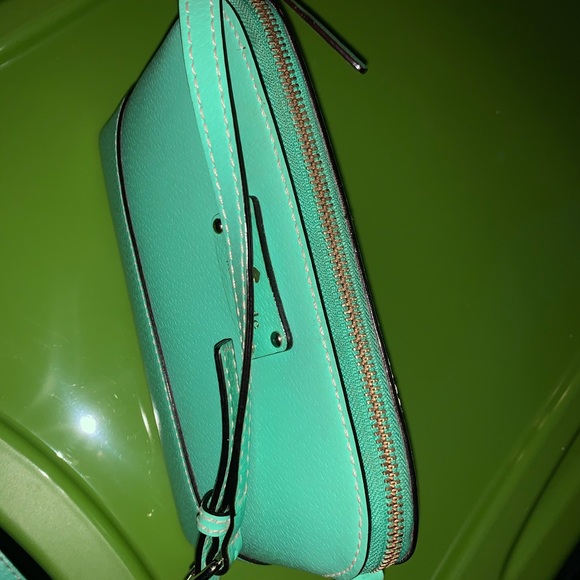 Kate Spade Wellesley Hanna Bag - Picture 8 of 12
